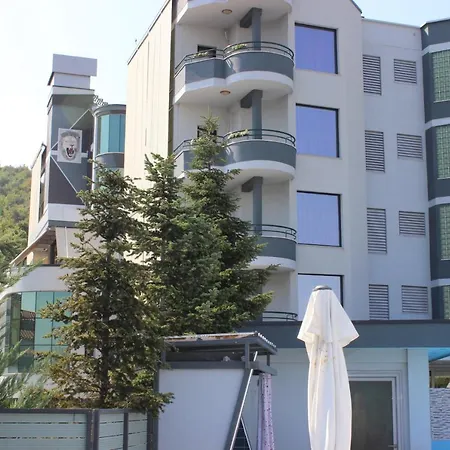 Luander Otel *