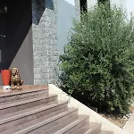 Luander מלון טיראנה